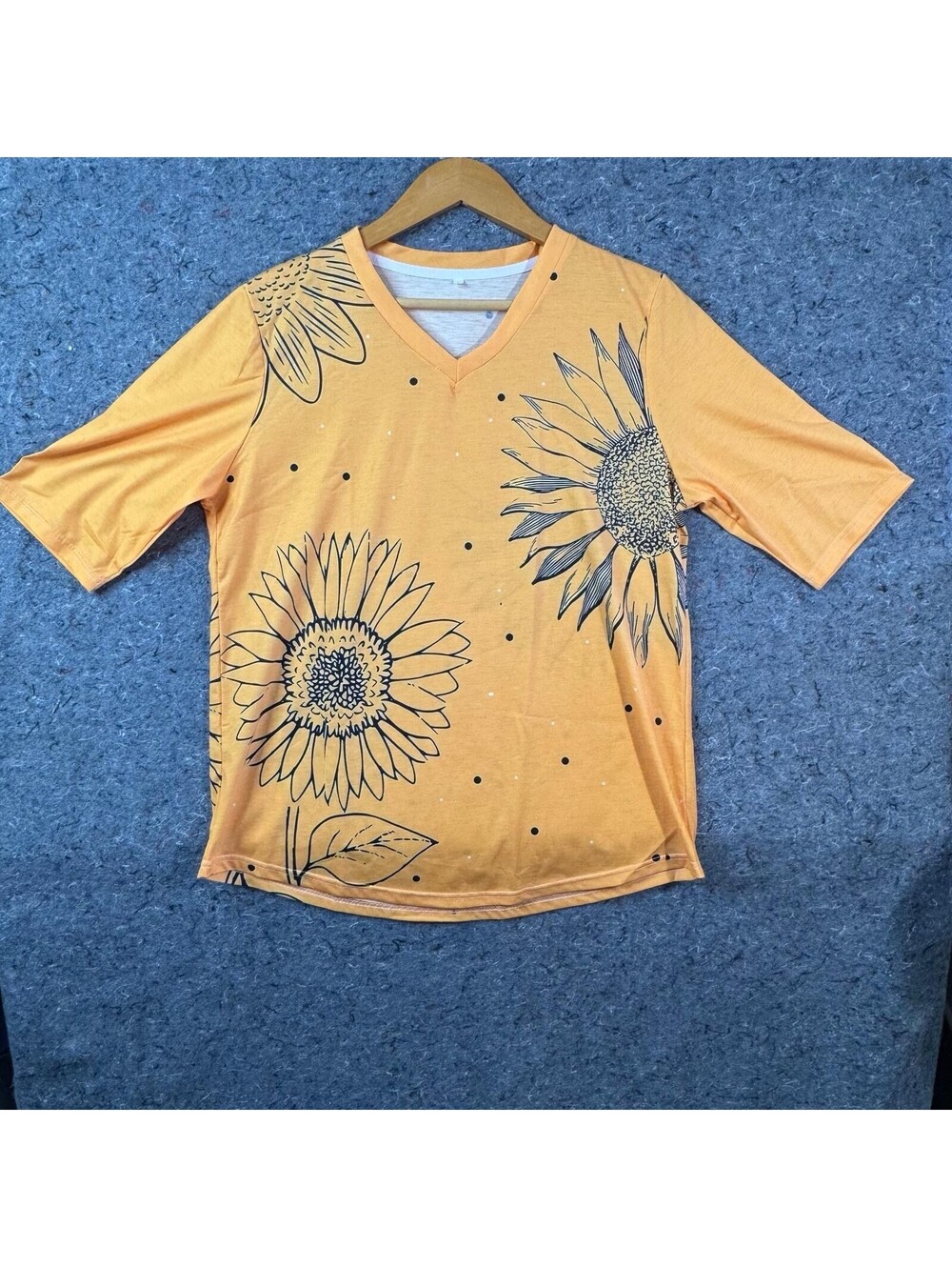 NEW Sunflower Print Top L Yellow 3/4 Sleeve V-Neck Stretchy Knit Shirt Fall